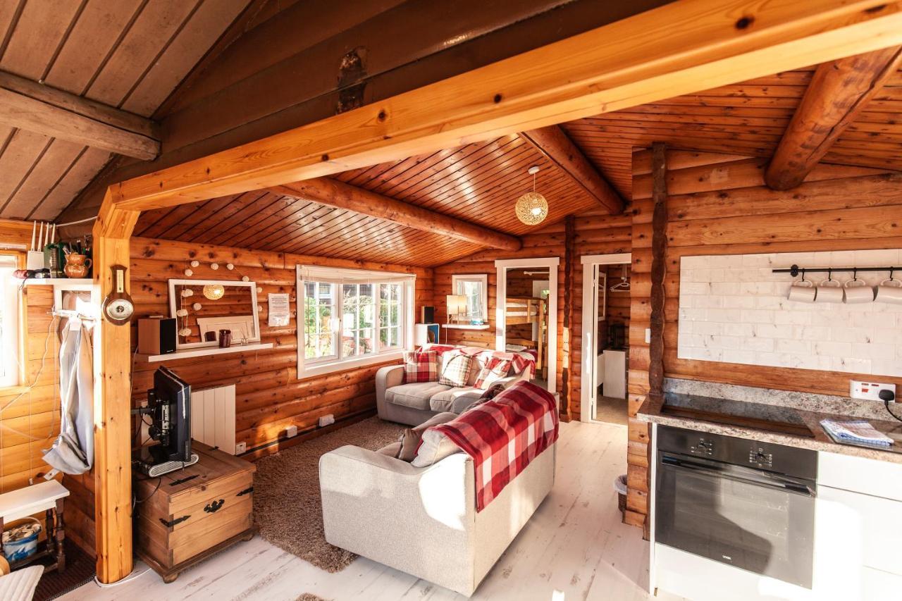 Welsh Retreat 2 Bedroom Log Cabin - Seren Property Trawsfynydd Exterior foto